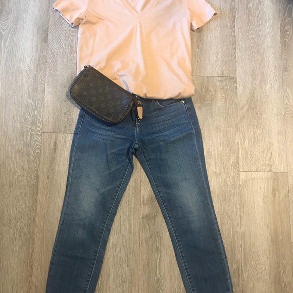 ๐ป Zara Basic V-Neck T- shirt short sleeves size (s) ๐ป๐ - Picture 2 of 6